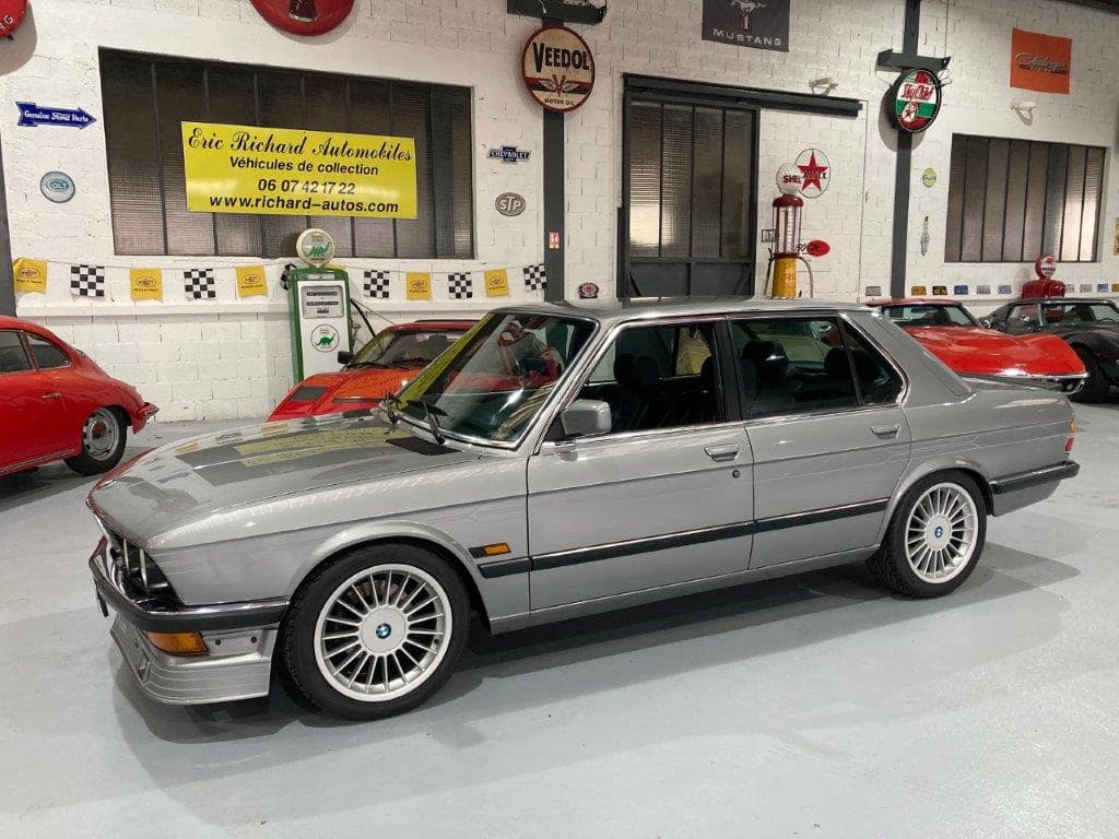 BMW 528i E28 évocation Alpina de 1988 3/4 avant