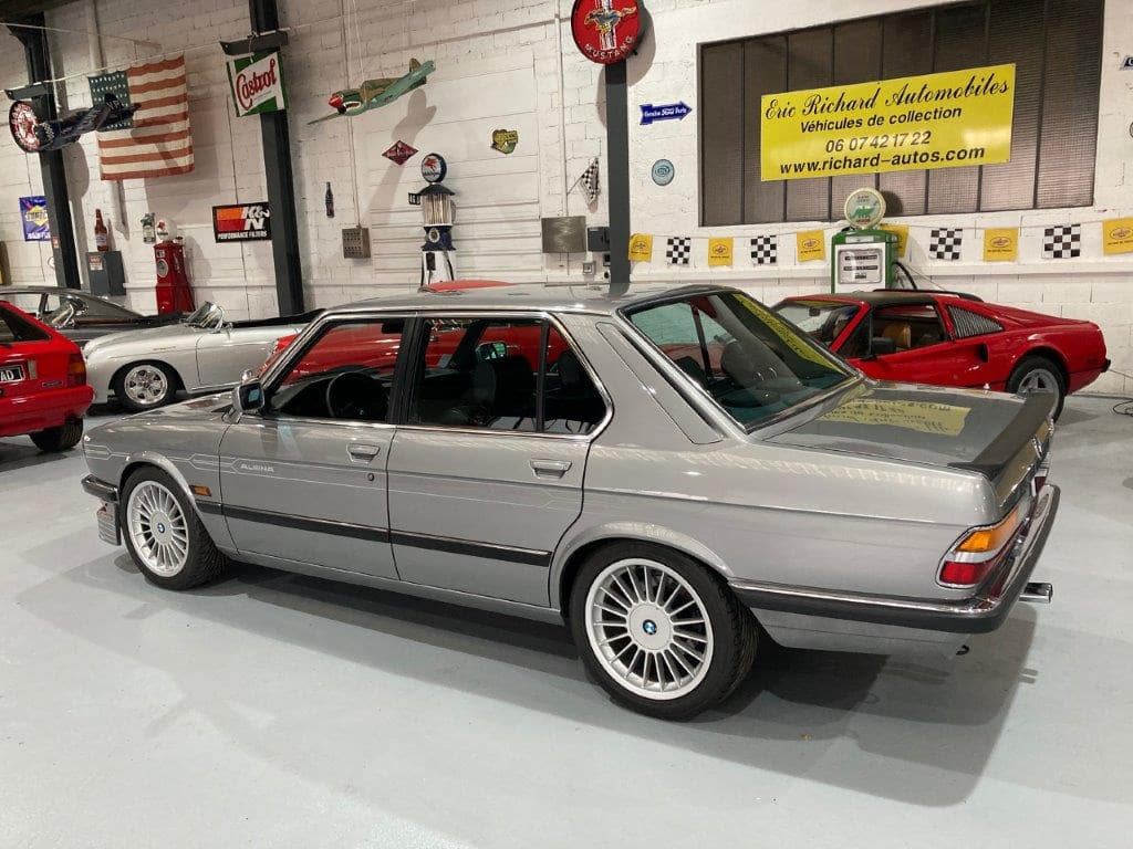 BMW 528i E28 évocation Alpina de 1988 3/4 arrière