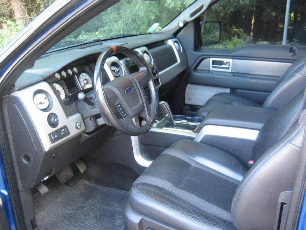 FORD F-150 Raptor SVT V8 6,2L essgpl de 2010 intérieur tableau de bord