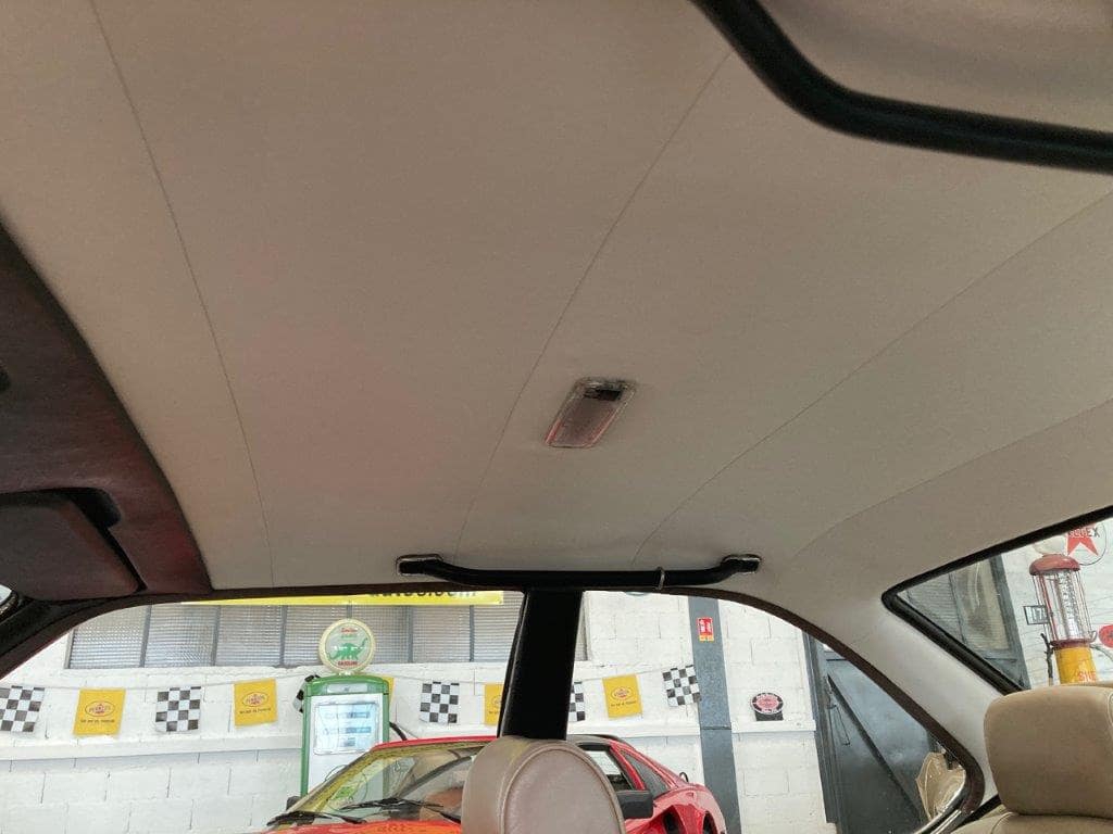 BMW 635 CSI de 1980 intérieur