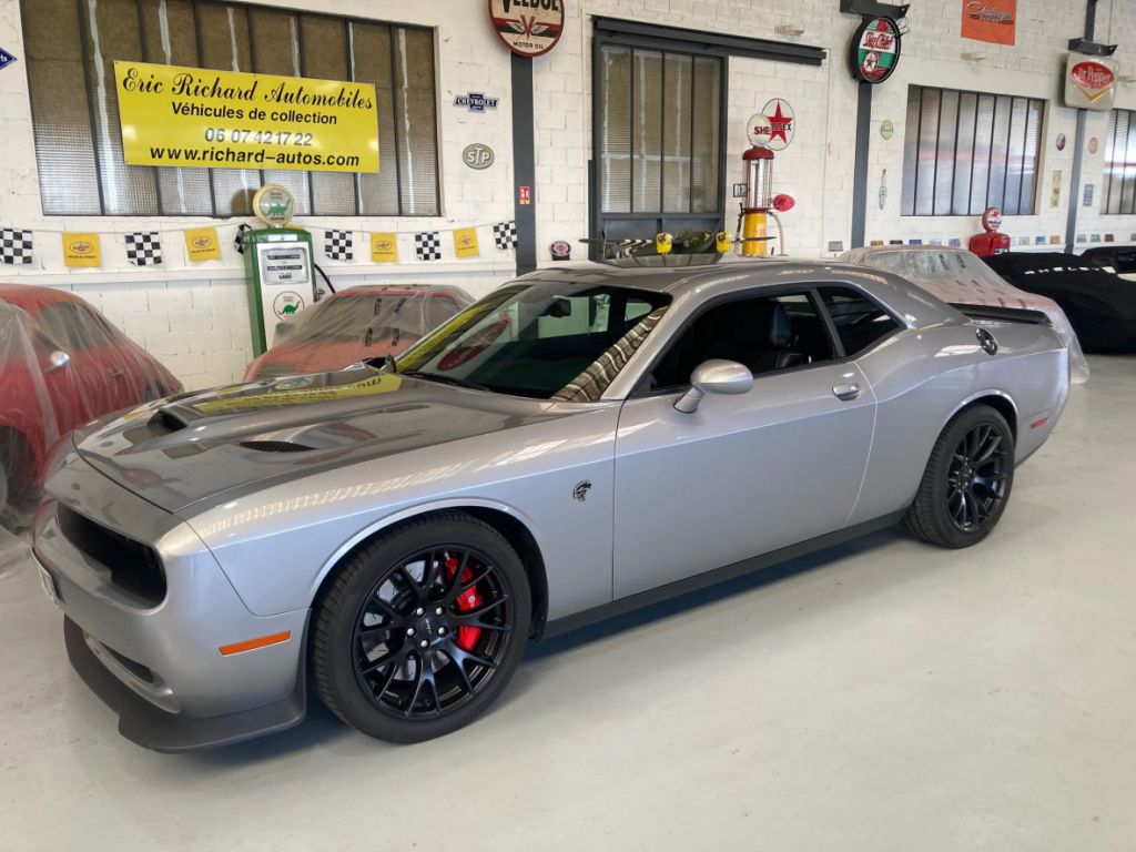 DODGE Challenger SRT Hellcat V8 6.2L HEMI Supercharged de 2017