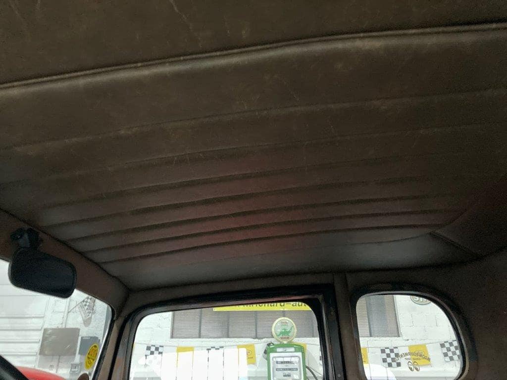 Ford Hot-rod V8 350ci de 1932 intérieur