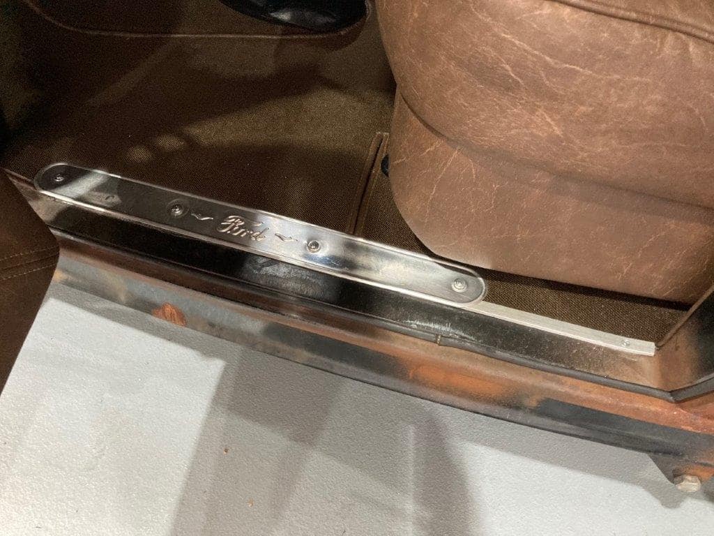 Ford Hot-rod V8 350ci de 1932 encadrement de porte