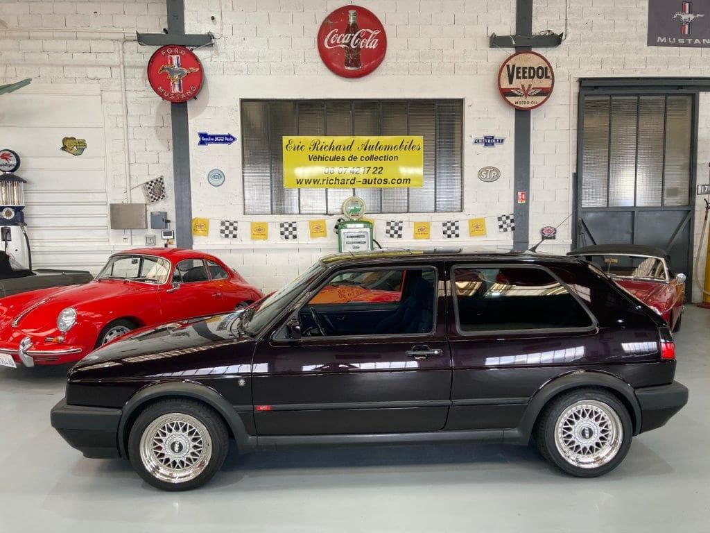 VW Golf II GTI 16 s de 1986 profil gauche